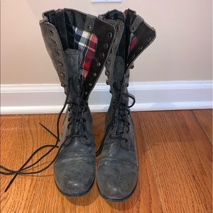 Steve Madden combat boots